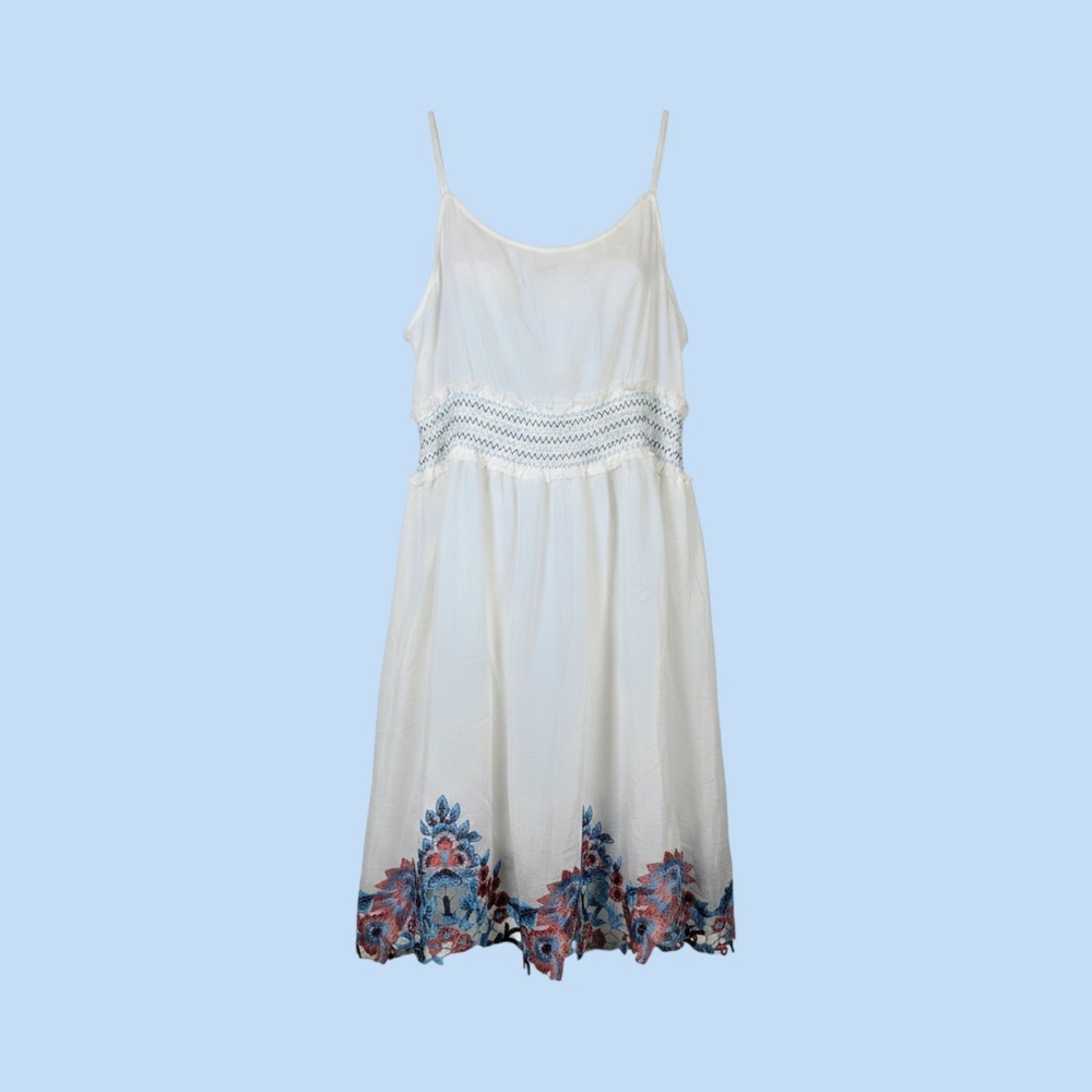 Avenue White Smocked Floral Embroidered Lace Hem Cami Dress Plus Size 26/28